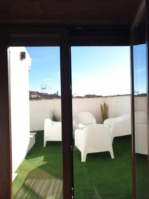 Atico En Toledo Con Terraza Lägenhet Exteriör bild