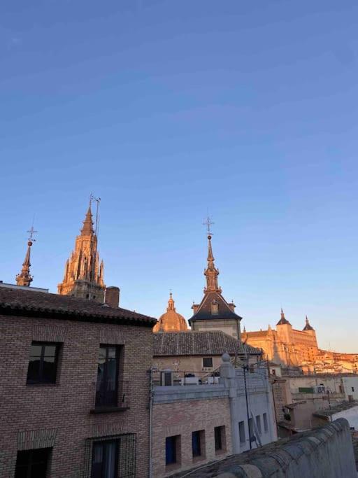 Atico En Toledo Con Terraza Lägenhet Exteriör bild